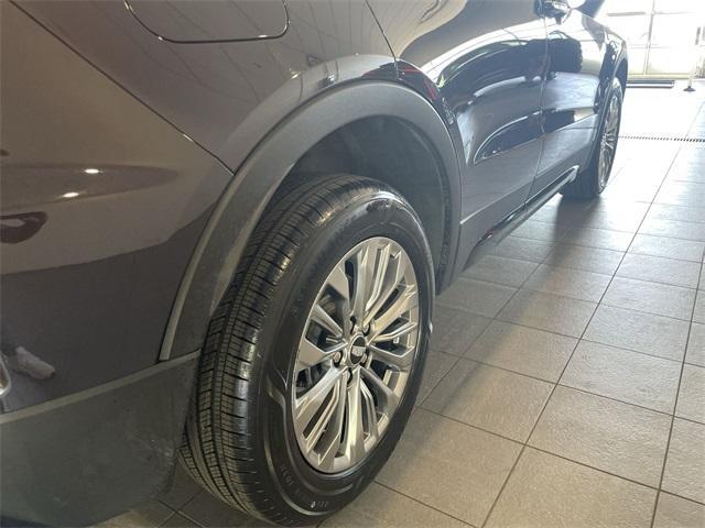 used 2025 Cadillac XT4 car, priced at $39,995