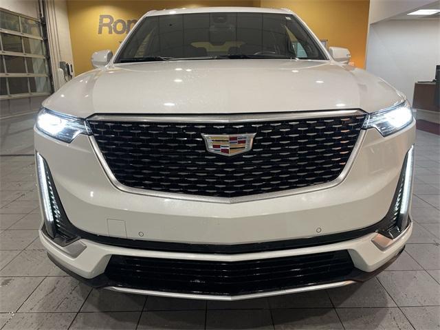 used 2023 Cadillac XT6 car, priced at $34,678
