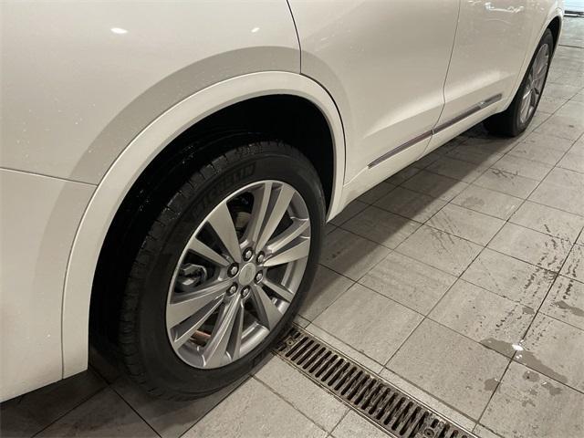 used 2023 Cadillac XT6 car, priced at $34,678