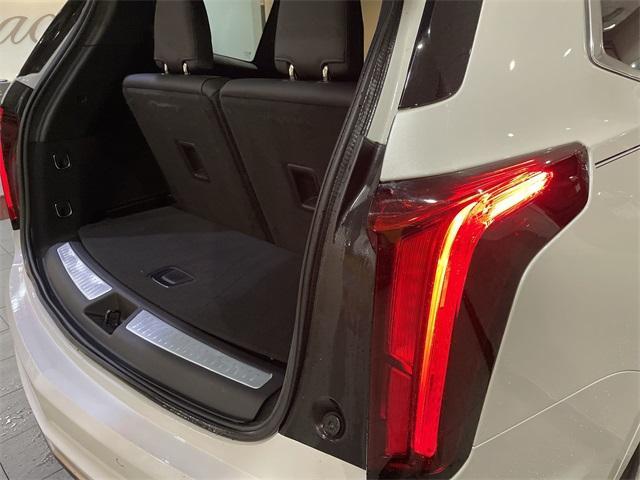 used 2023 Cadillac XT6 car, priced at $34,678