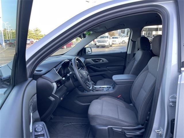 used 2021 Chevrolet Traverse car, priced at $23,689