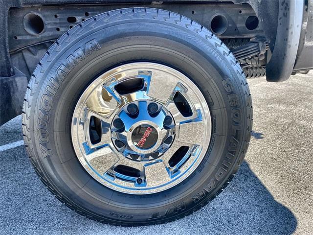 used 2016 GMC Sierra 2500 car, priced at $32,034