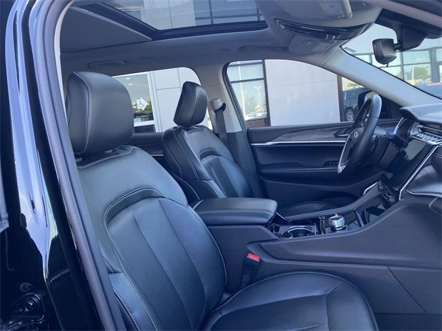 used 2021 Jeep Grand Cherokee L car, priced at $28,489