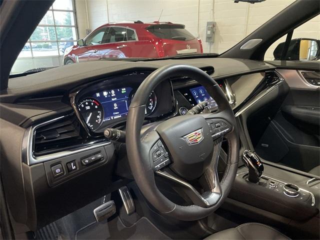 used 2024 Cadillac XT6 car, priced at $48,477