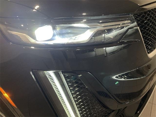 used 2024 Cadillac XT6 car, priced at $43,887
