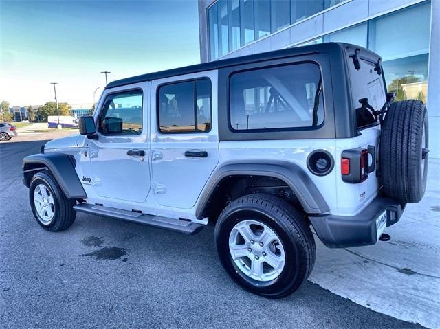 used 2022 Jeep Wrangler Unlimited car, priced at $29,215