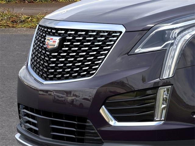 new 2025 Cadillac XT5 car, priced at $57,005