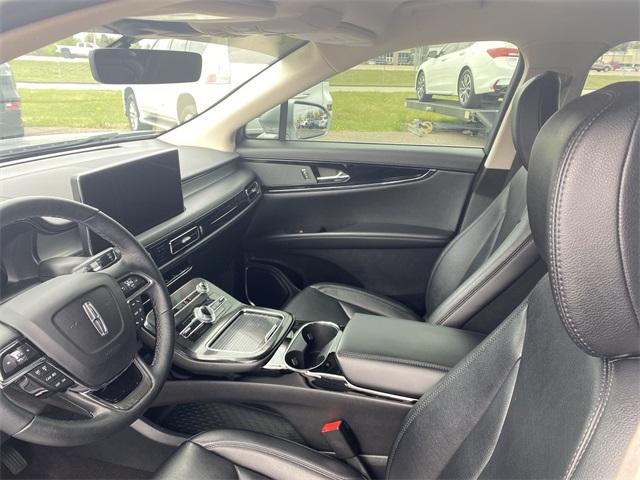 used 2022 Lincoln Nautilus car, priced at $29,274