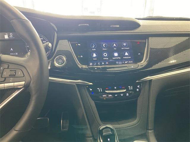 used 2024 Cadillac XT6 car, priced at $55,443