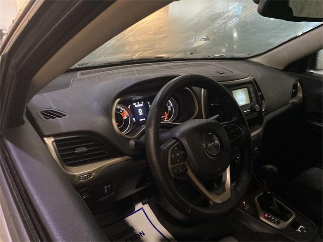 used 2016 Jeep Cherokee car, priced at $11,224