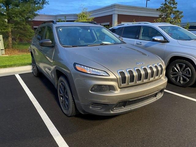 used 2016 Jeep Cherokee car, priced at $10,997