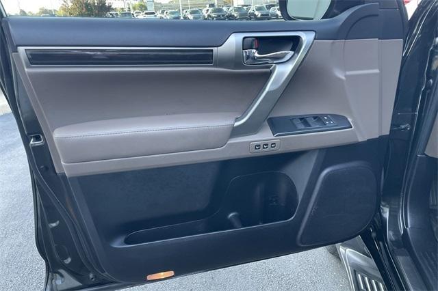used 2023 Lexus GX 460 car, priced at $56,607