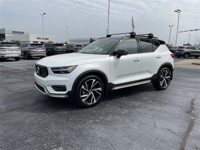 used 2019 Volvo XC40 car, priced at $22,971