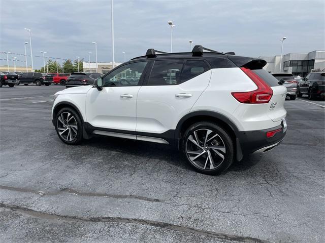 used 2019 Volvo XC40 car, priced at $22,971