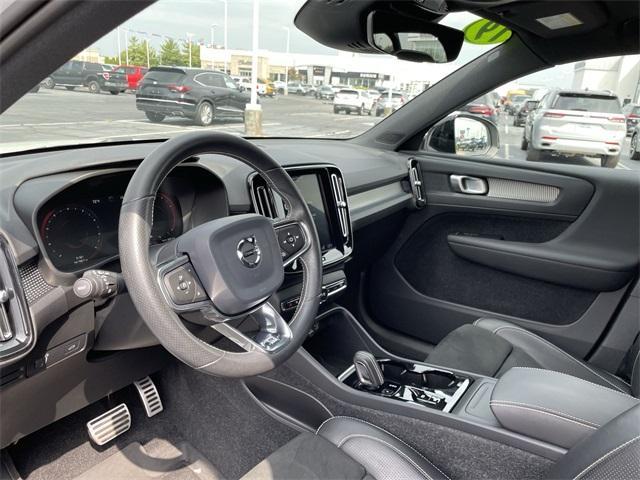 used 2019 Volvo XC40 car, priced at $22,971