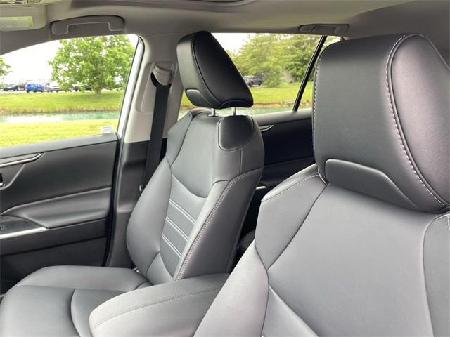 used 2022 Toyota RAV4 Hybrid car, priced at $32,222