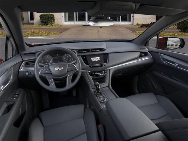 new 2025 Cadillac XT5 car, priced at $45,530