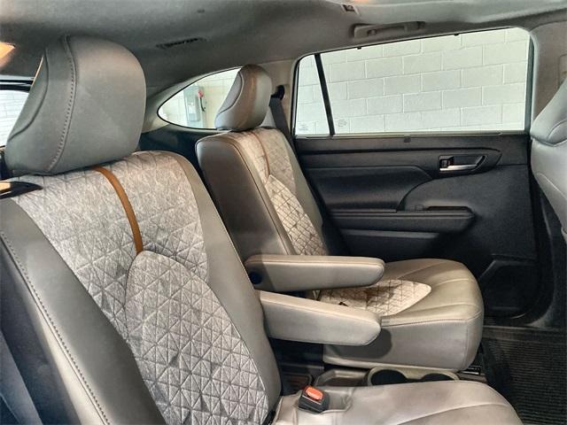 used 2023 Toyota Highlander Hybrid car, priced at $42,995