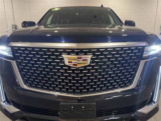 used 2022 Cadillac Escalade ESV car, priced at $70,995