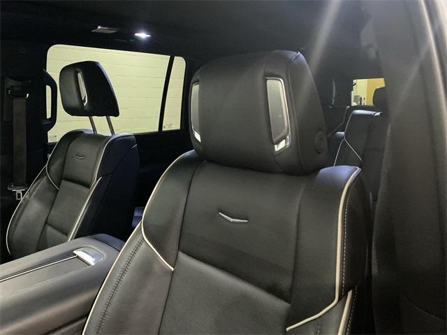 used 2022 Cadillac Escalade ESV car, priced at $70,995