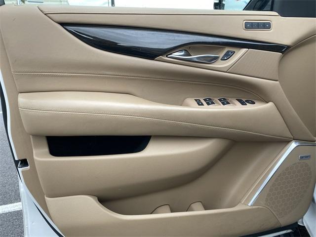 used 2019 Cadillac Escalade ESV car, priced at $45,889