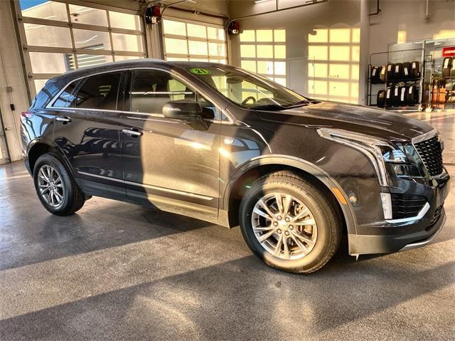 used 2021 Cadillac XT5 car, priced at $30,228