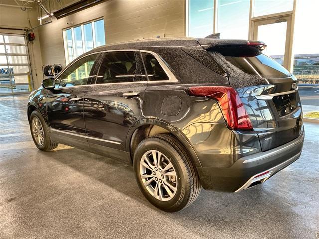 used 2021 Cadillac XT5 car, priced at $30,228