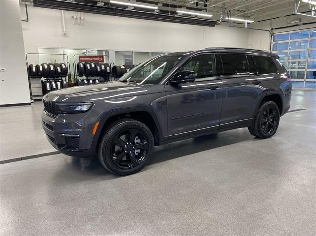 used 2024 Jeep Grand Cherokee L car, priced at $41,889