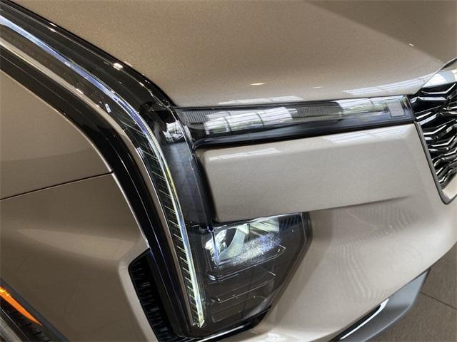 used 2024 Cadillac XT4 car, priced at $42,454