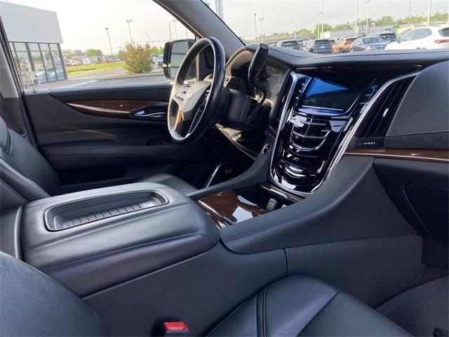 used 2019 Cadillac Escalade car, priced at $35,891