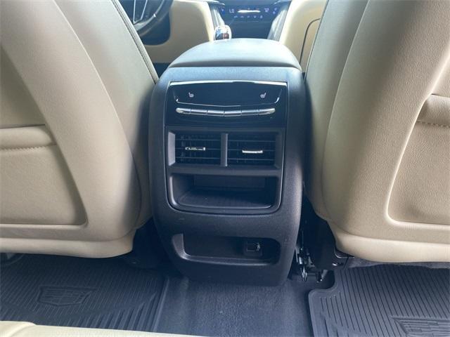 used 2018 Cadillac XT5 car, priced at $19,316