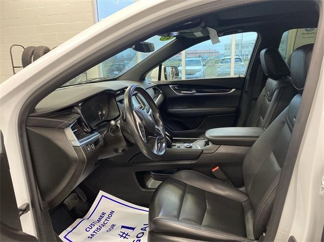 used 2021 Cadillac XT5 car, priced at $30,468