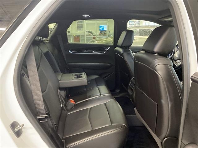 used 2021 Cadillac XT5 car, priced at $30,468