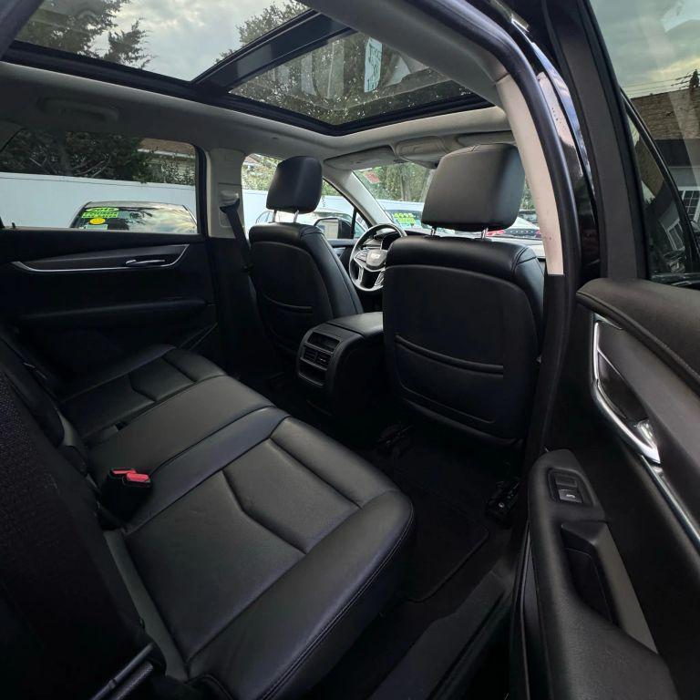 used 2017 Cadillac XT5 car, priced at $15,295