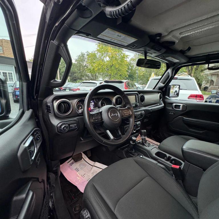 used 2019 Jeep Wrangler Unlimited car, priced at $22,995