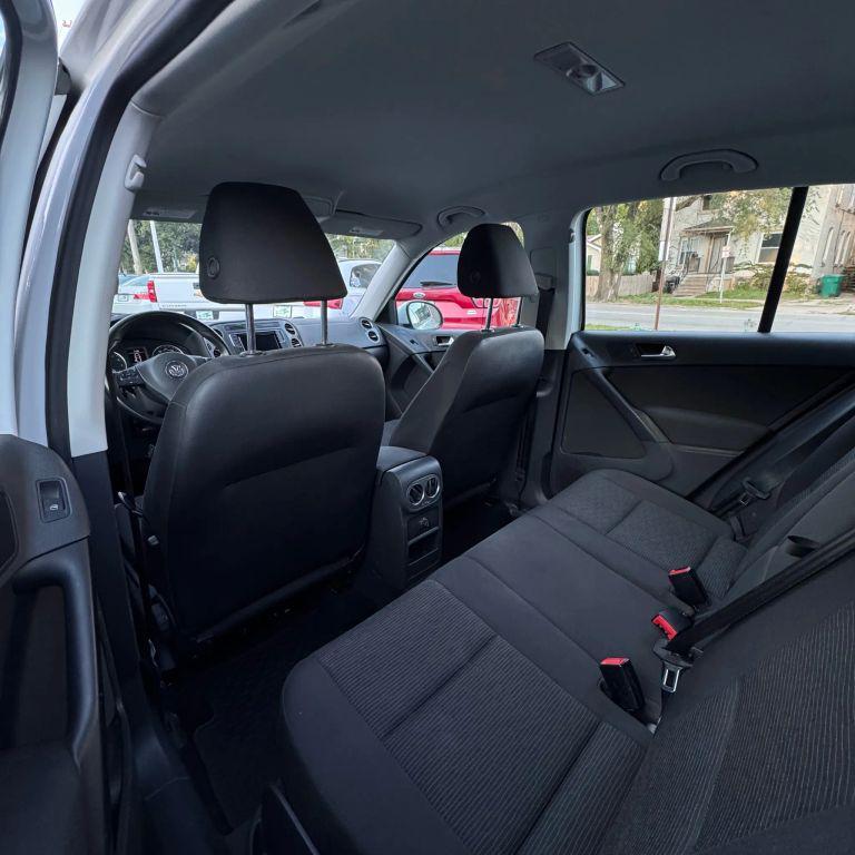used 2018 Volkswagen Tiguan Limited car, priced at $9,995