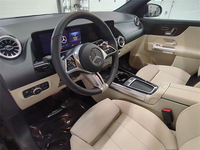 used 2025 Mercedes-Benz GLA 250 car, priced at $41,000