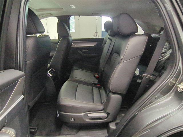new 2025 Mazda CX-90 car, priced at $41,095