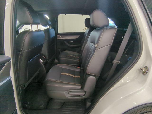 new 2025 Mazda CX-90 car, priced at $52,577