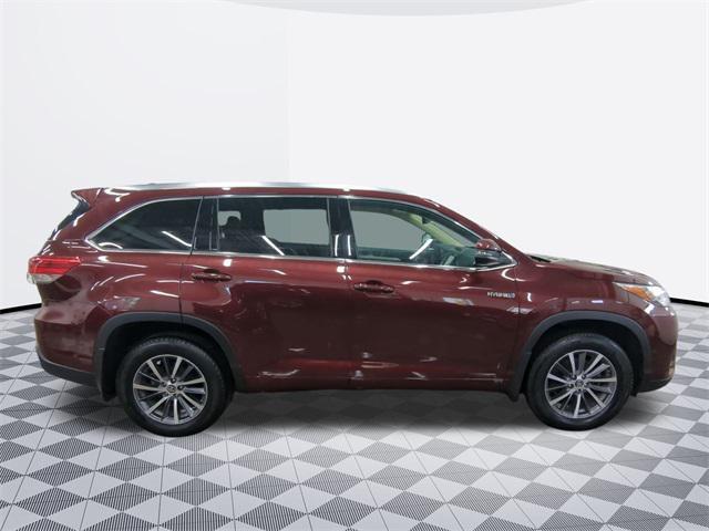 used 2017 Toyota Highlander Hybrid car, priced at $27,390