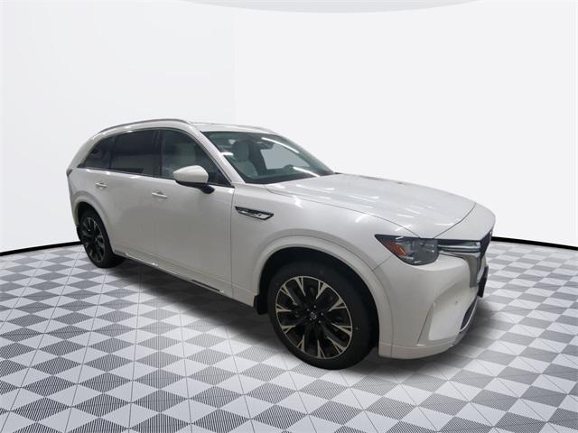 new 2025 Mazda CX-90 car, priced at $55,438