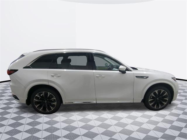 new 2025 Mazda CX-90 car, priced at $55,438