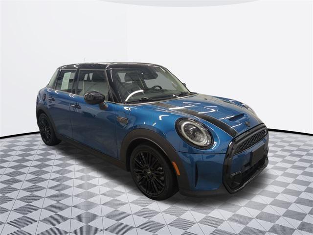 used 2022 MINI Hardtop car, priced at $24,843