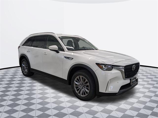 new 2025 Mazda CX-90 car, priced at $41,900