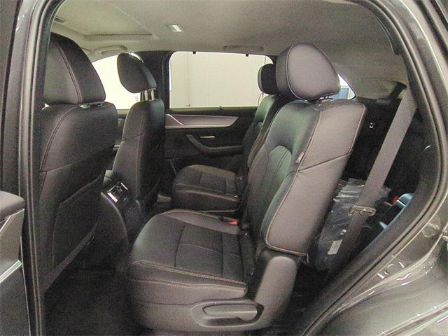 new 2025 Mazda CX-90 car, priced at $41,095
