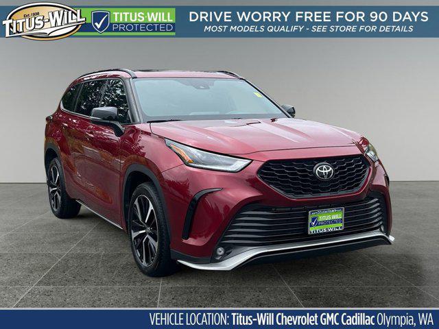 used 2021 Toyota Highlander car, priced at $39,514