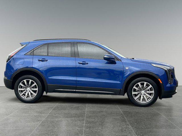 used 2022 Cadillac XT4 car, priced at $31,136