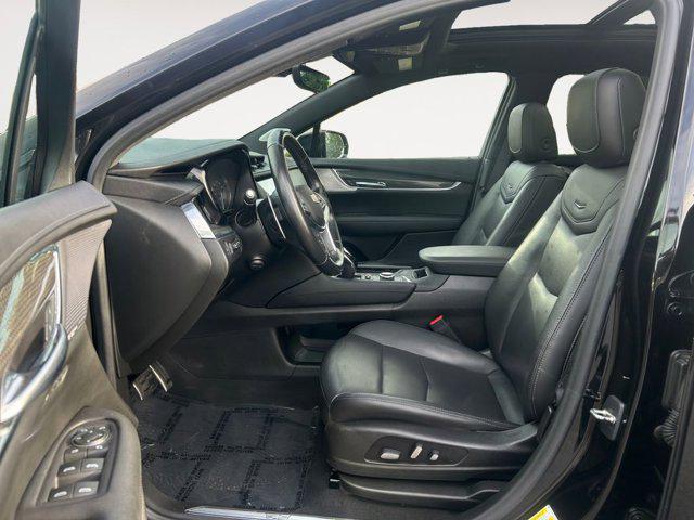 used 2021 Cadillac XT5 car, priced at $34,026