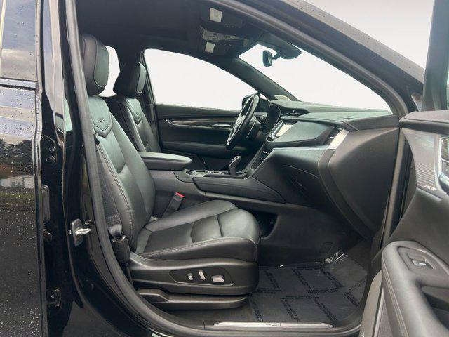 used 2021 Cadillac XT5 car, priced at $34,026