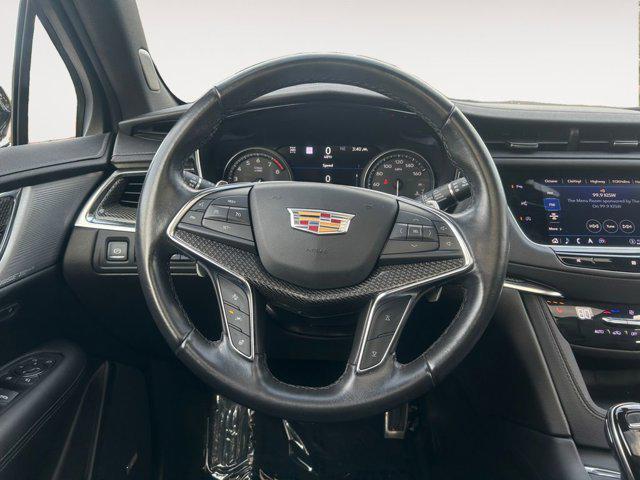 used 2021 Cadillac XT5 car, priced at $34,026